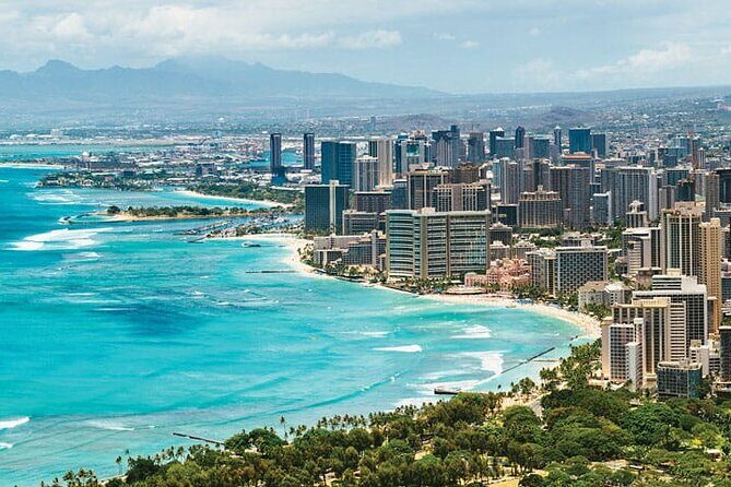 Private Transfer: Honolulu Airport HNL to Honolulu in Luxury SUV - Flight tracking and the 60-minute free waiting window