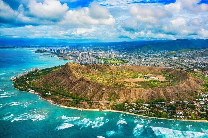 Private Transfer: Honolulu Airport HNL to Honolulu in Luxury SUV - Timing: service hours that fit real flight schedules