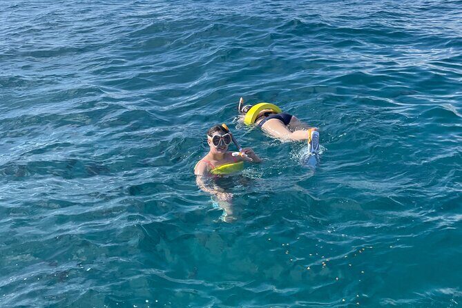 Private Waikiki Boat Charter – Create Your Own Ocean Experience - Price and value: $650 per group (up to 6) in plain numbers