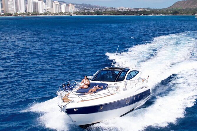 Private Yacht Charter - Where You Meet and How the Day Starts at 43 Holomoana St