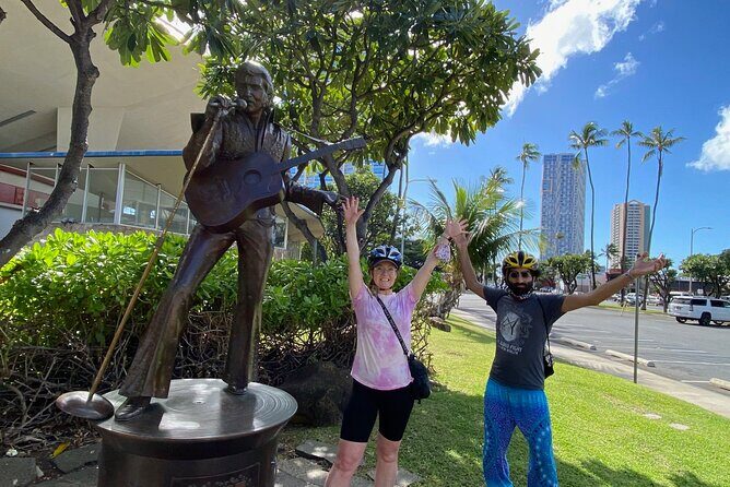 "Tour de Honolulu" Foodie Bike Tour - Price value: $189 for bikes, guide-led history, and a real tasting lineup