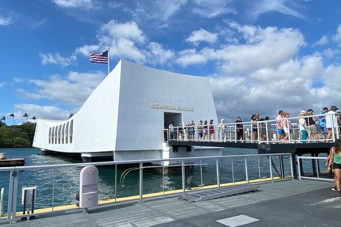 Tribute to Pearl Harbor Arizona Memorial and Honolulu City Tour - Key points worth clocking before you go