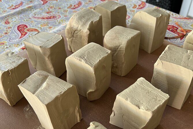 Two-hours handmade ceramic class, make your own souvenir Honolulu - Hand-Building Your Honolulu Souvenir in 2 Hours
