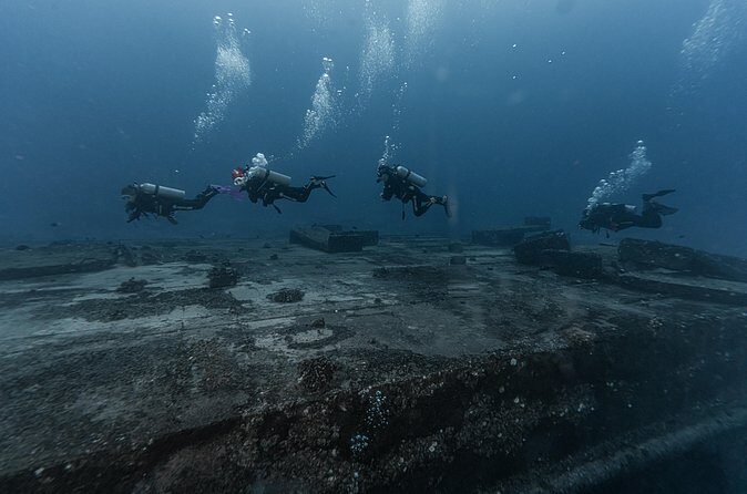 Two Tank Wreck and Drift Dive in Oahu - Price and value: is $225 fair for two tank sessions?