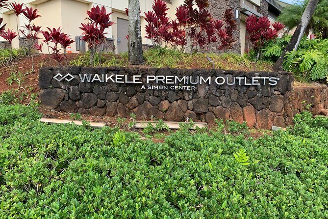 Waikele Outlet Shopping Shuttle - Who this shuttle is best for