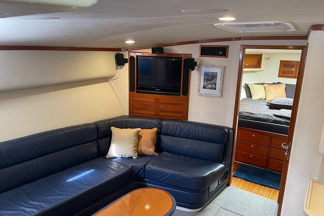 Waikiki Deep Sea Fishing Charter from Oahu - Top reasons this Waikiki deep-sea charter works