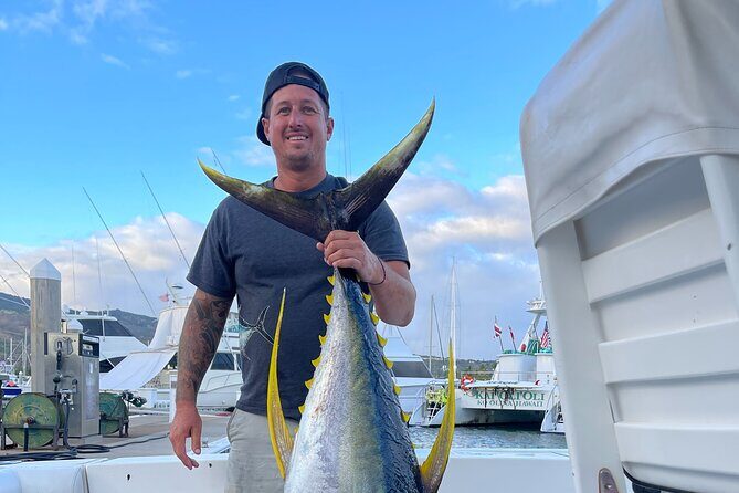 Waikiki Deep Sea Fishing Charter from Oahu - Onboard comfort: AC, a full kitchen, downstairs entertainment, and a bathroom