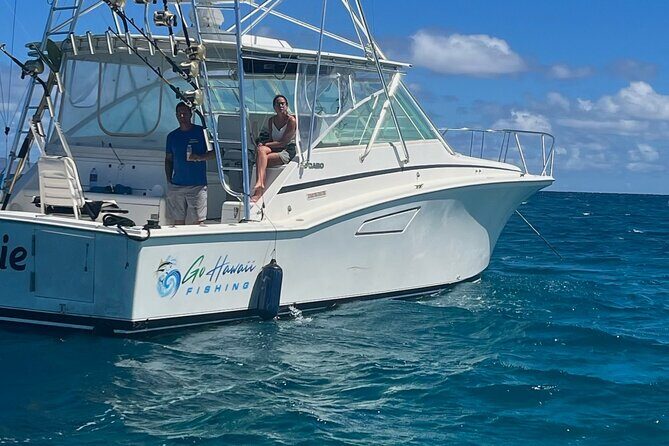 Waikiki Deep Sea Fishing Charter from Oahu - What’s included: bottled water, snacks, soda, and the non-alcoholic drink plan