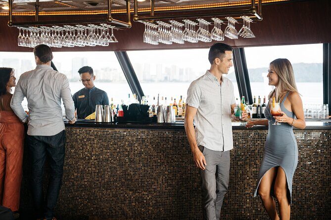 Waikiki Fireworks Cocktail Cruise - Who this cruise is perfect for