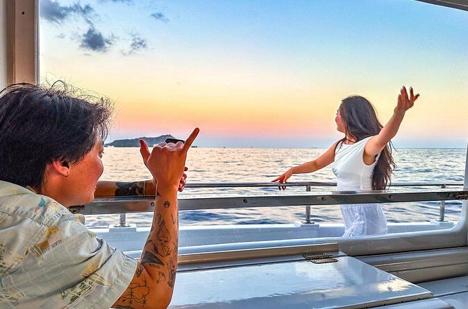 Waikiki Friday Fireworks Boat Cruise from Oahu - Price and value: $59 plus fuel surcharge adds up