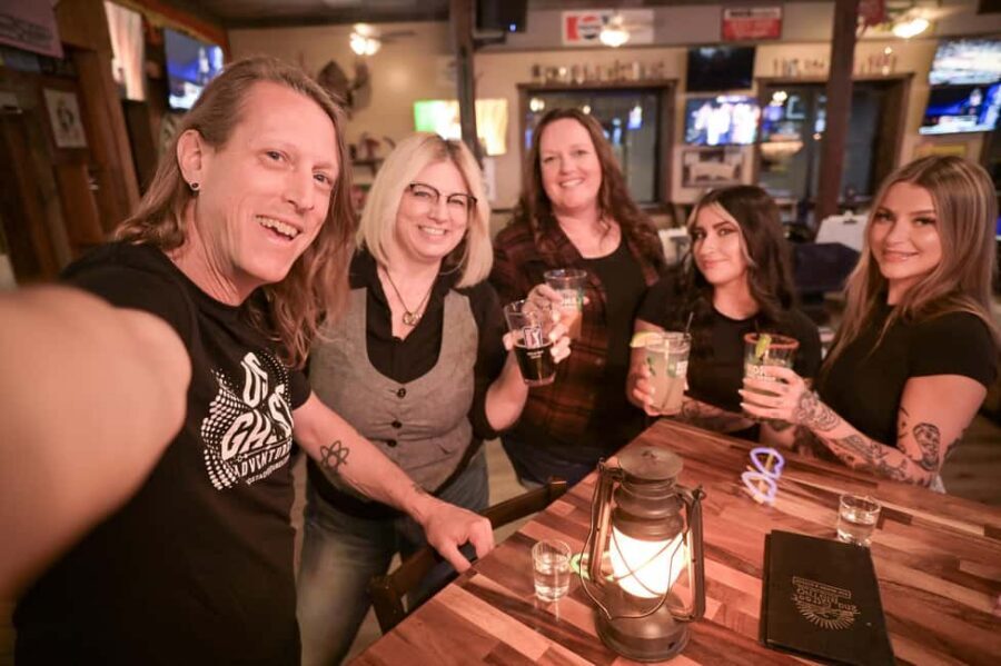 Waikiki Ghosts Boos and Booze Haunted Pub Crawl - Who This Pub Crawl Suits Best (and Who It Doesn’t)