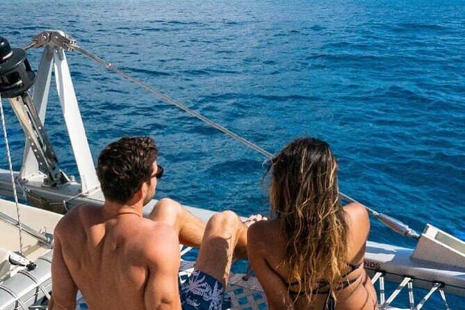 Whale Watching Sail in Honolulu with Open Bar - Whale Watching on the Holokai Catamaran With Open Bar